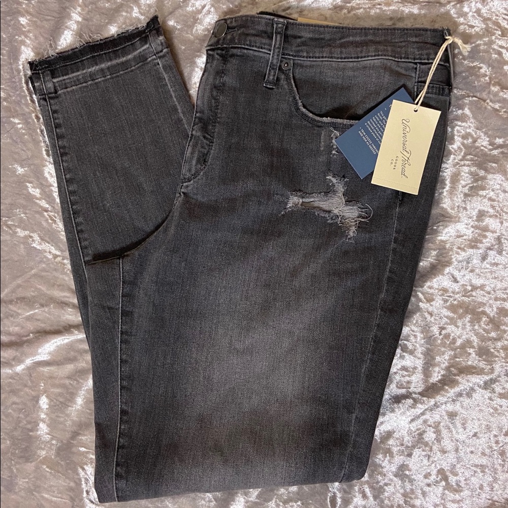 Universal Thread High Rise Skinny Jeans